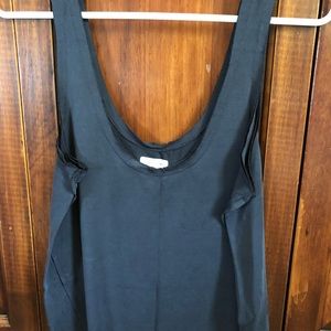 Grey scoop neck tank